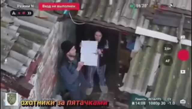 Русская армия помогает украинским гражданским