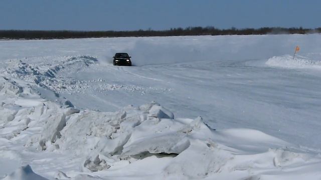 Ледовое ралли на реке Уссури в районе Хабаровска