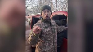 Украинцев, которых депортировали из США, на родине ждут военкомы.