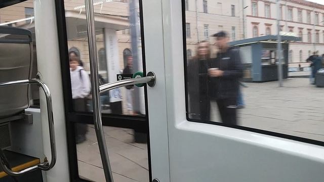 На трамвае по кругу на Чистых.