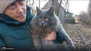 МНЕ ПЛОХО : ГОВОРИТ ВОЛОДЯ . А СВЕТА ВСЁ РЖЁТ . И ЧЕМУ ОНА РАДА.