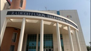 9650 kHz Radio Guinée (Conakry, GUI) 04.06.2018 (part two)