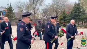 Глава УМВД Приморья, ветераны и общественники почтили память сотрудников органов внутренних дел