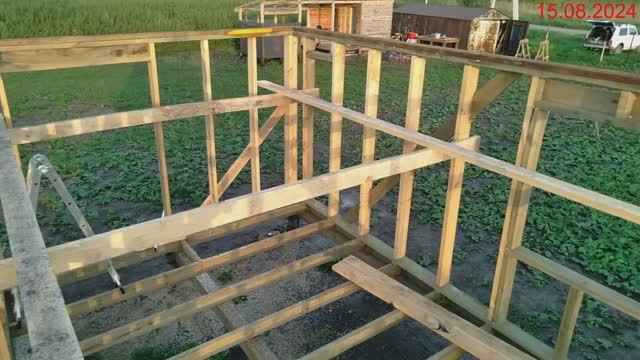 Хозблок 4х6. Верхняя обвязка. Каркасный дом своими руками.