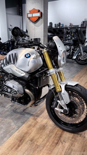BMW R9T Street Scrambler ÖHLINS