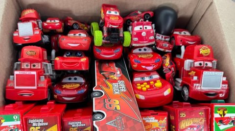 Машинки летают и прыгают! Развивающие мультики Машины помощники. Мультфильмы про машинки