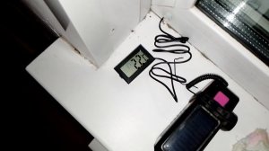 Один термометр установил для улицы 🙂