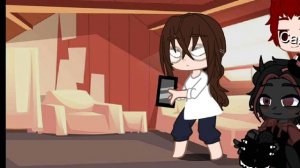 автор делает скины Наоми и кейла