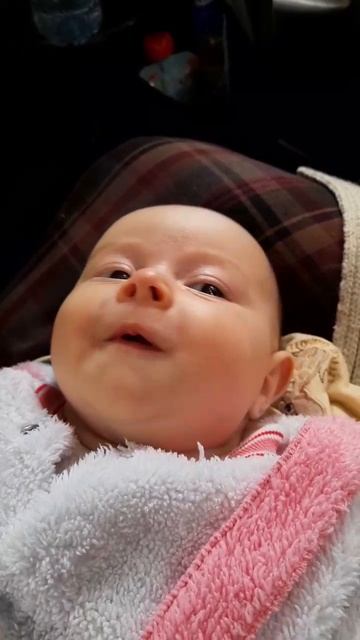 2 месяца, 5 дней ( 27 сен.2022) восторгается .mp4