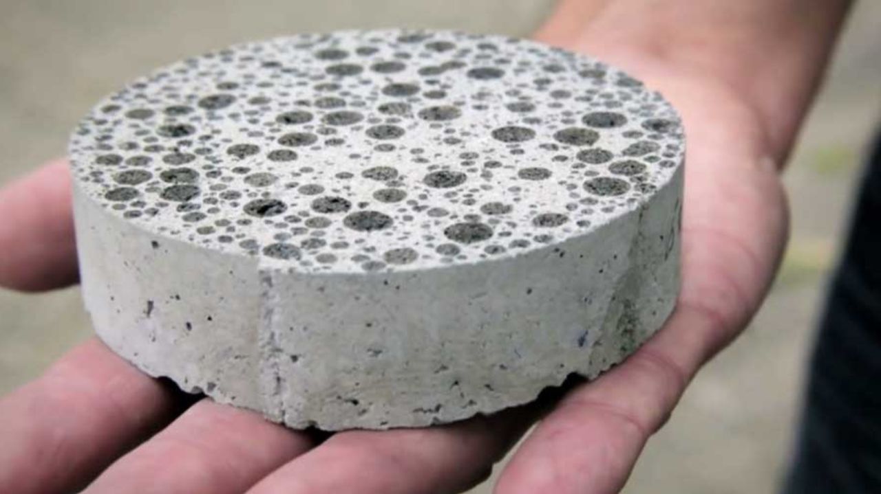 Биокапсулы для улучшения свойств бетона разработали ученые из Липецка