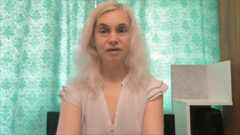 Слова для слабых людей.