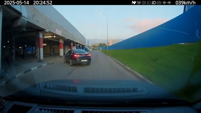 Активные системы безопасности. Срабатывание системы AEB + FCW JAECOO J7 смотреть онлайн