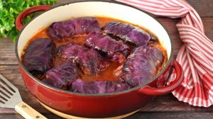 Голубцы из краснокочанной капусты с классической мясной начинкой