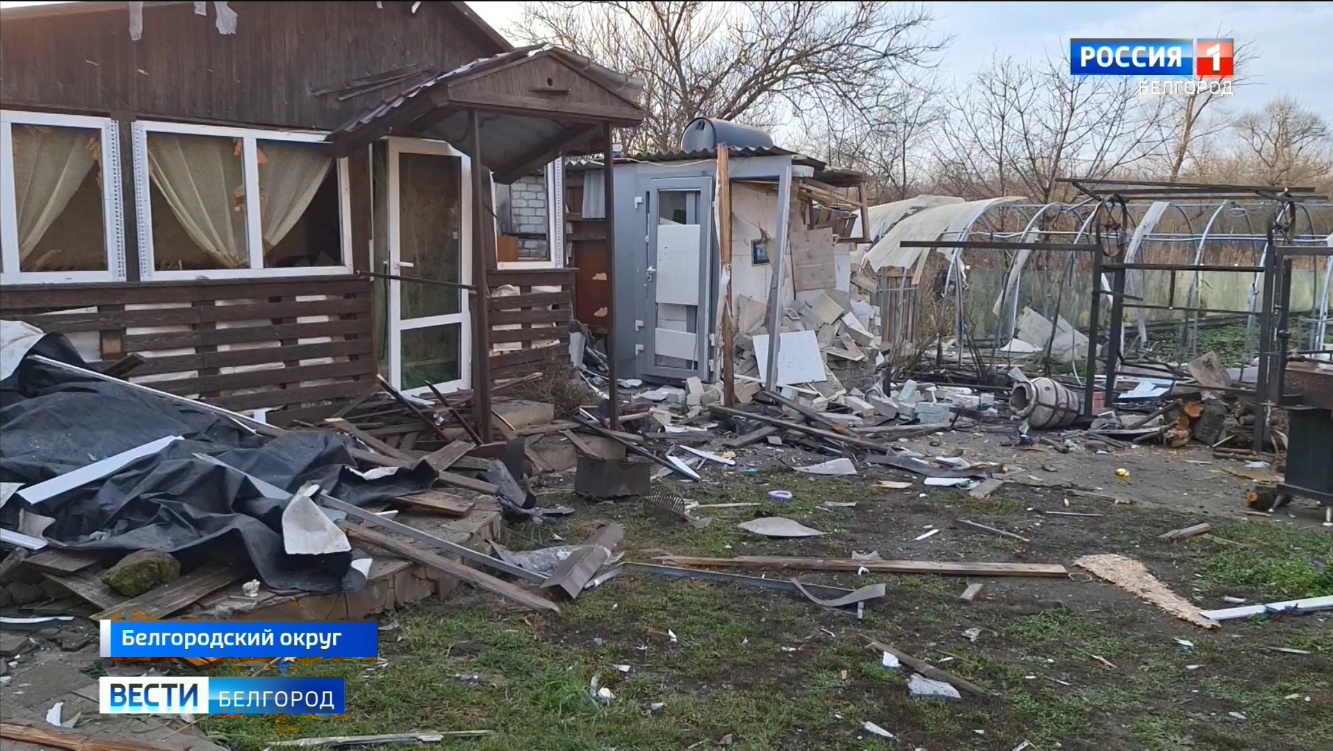 Очевидцы рассказали об атаке дронов ВСУ в поселке Октябрьский Белгородского округа