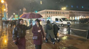 Осенний дождь на Невском проспекте