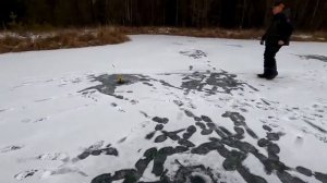 ТАКУЮ РЫБАЛКУ МЫ ЖДАЛИ ВСЁ ЛЕТО !!!  ПЕРВЫЙ ЛЁД РАЗДАЁТ!!! БЕЗМОТЫЛКА, БЛЕСНА, ЖЕРЛИЦА- ВСЁ РАБОТАЕТ