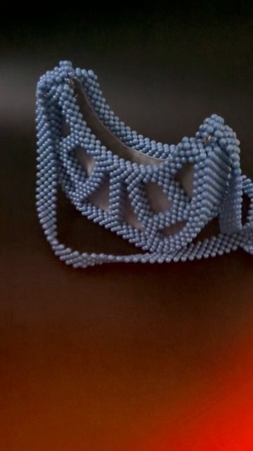 Горячая новинка уже ждет свою хозяйку. Повтор возможен в любом цвете ❤️🔥 МК уже скоро. смотреть онлайн