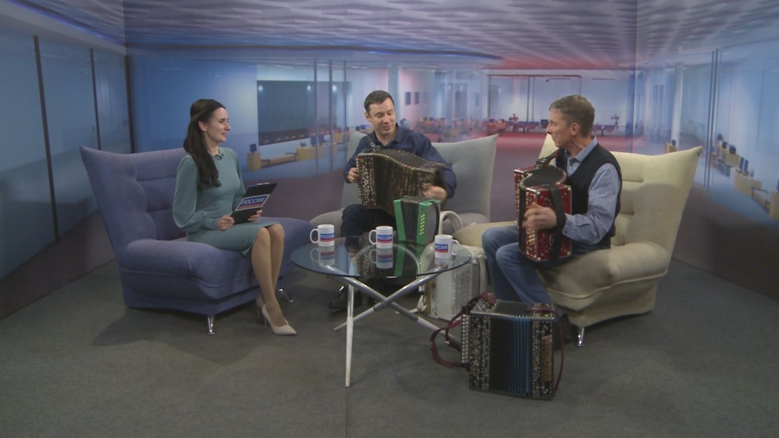 В России отмечают День гармониста