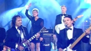 Матч-Реванш - НАШЕ ВРЕМЯ vs ВИА ПОЮЩИЕ ГИТАРЫ с песней НЕТ ТЕБЯ ПРЕКРАСНЕЙ :1998: