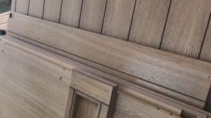 Кухня в дубовом шпоне перед упаковкой для отправки на Кавказ