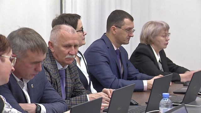 В Думе рассмотрели исполнение бюджета Серовского муниципального округа смотреть онлайн