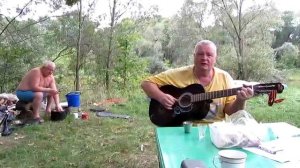 Про самогон. Прикольная песня на гитаре.