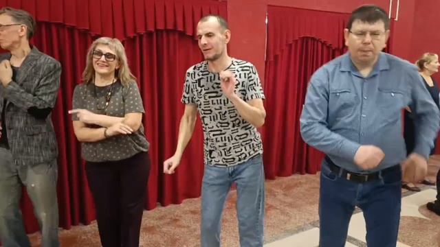 23 ноября.Ты научи меня летать.....