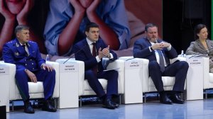 Программа "Главные новости" на 8 канале от 25.11.2025 Часть 1