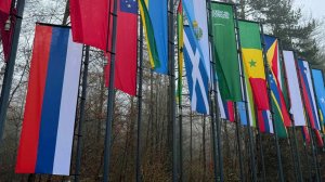 Флаг России приспустили в штаб-квартире ФИФА в память о Симоняне