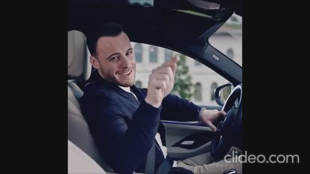 УХОДИТ В НЕБО САМОЛЁТ ЭТО МОЙ ПОЛЁТ, ПО ОБЛАКАМ В ТУМАН ВЕТЕР ПРЫГАЙ НА БОРТ .....