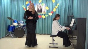 Никулина Софья Муз. В. Попова, сл. С. Есенина "Над окошком месяц".