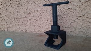 Простой универсальный съемник из профильной трубы своими руками.