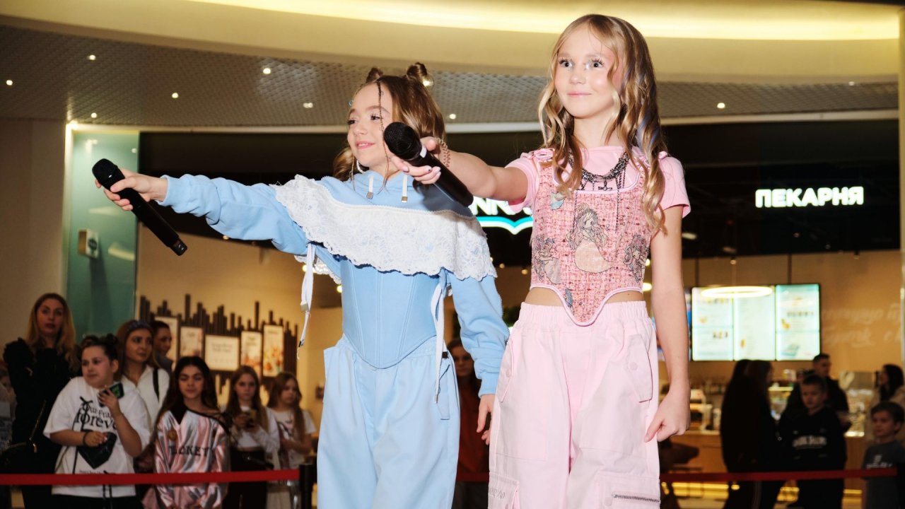 Закулисье моего концерта + премьера песни "Я рву ЗАЛ"! Плакаты, подарки и встреча с фанатами