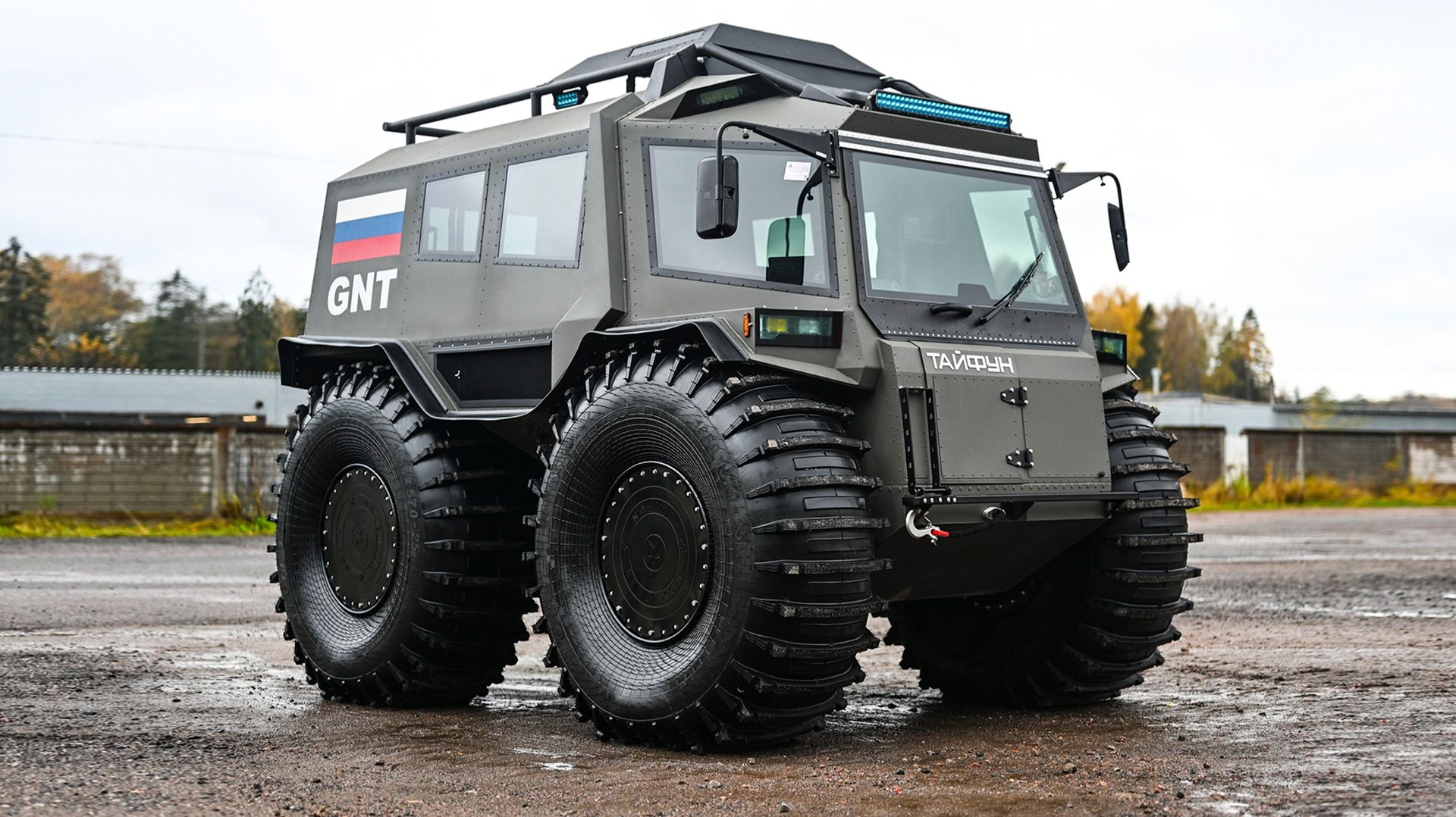 Новый Вездеход Тайфун с расширенной кабиной: Комфорт без компромиссов.