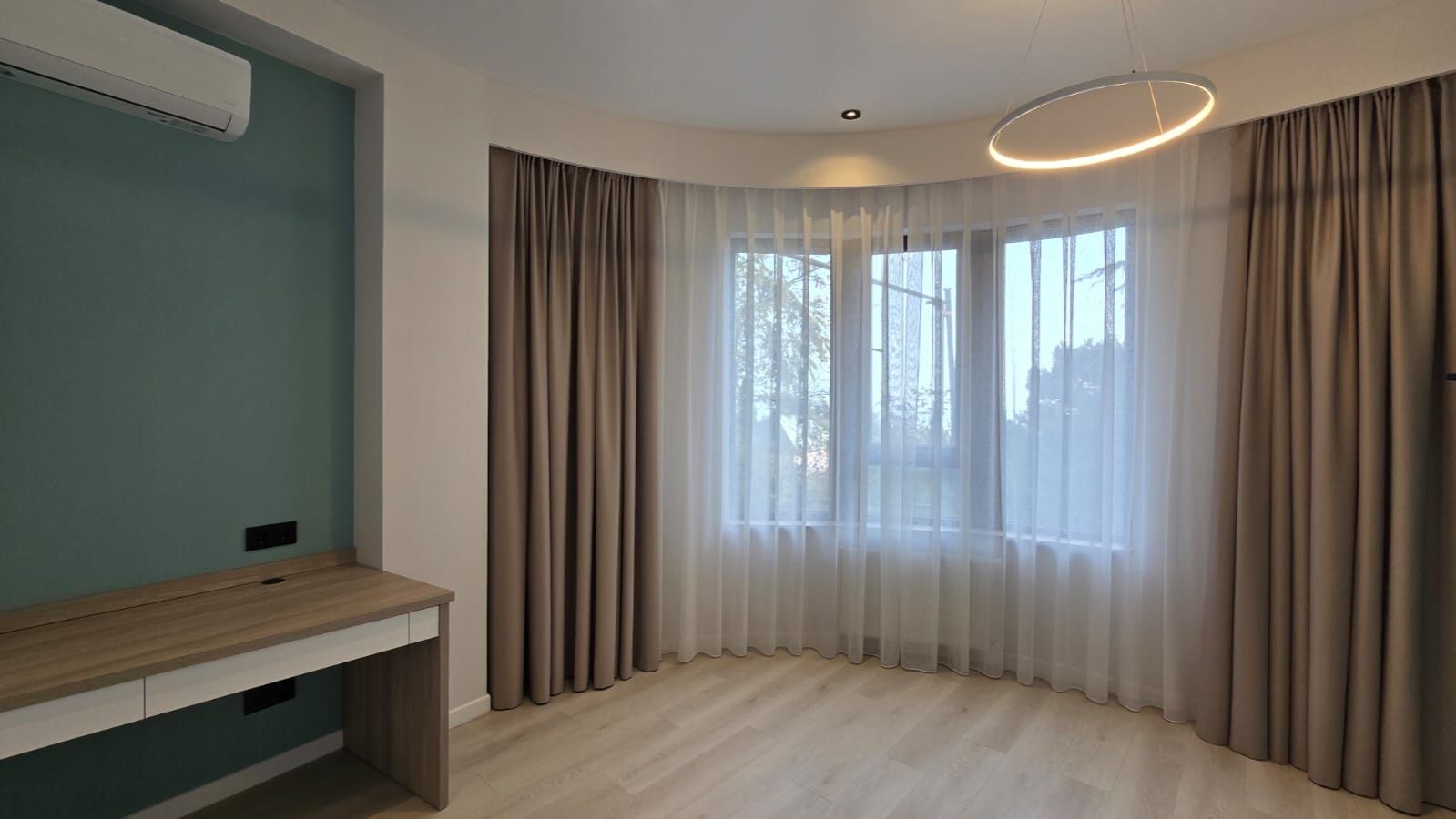 Обзор 2- комнатной квартиры на продажу в Ялте, рядом с ЖК Приморский парк смотреть онлайн