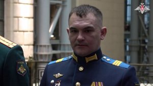 Министр обороны РФ Андрей Белоусов вручил медали «Золотая Звезда» отличившимся участникам СВО