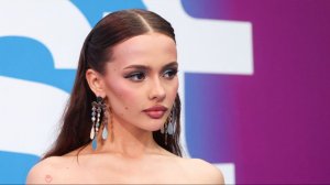 «Синдром бедного детства»: день рождения Вали Карнавал обернулся громким скандалом