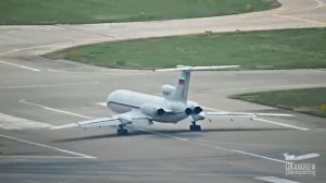 Ту-154 взлетел почти мгновенно. ✈️ Мне ещё не доводилось видеть настолько короткий разбег. 🏃♂️