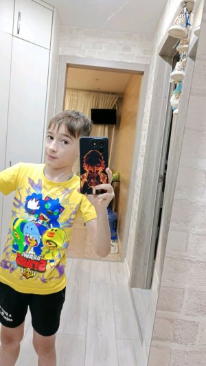 Я С НОВЫМ ТЕЛЕФОНОМ