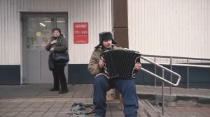 Прикольная песня про бабло на гармошке.