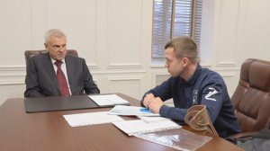 Сергей Носов встретился с участником программы «СВОи Герои49» Ильёй Мараховским