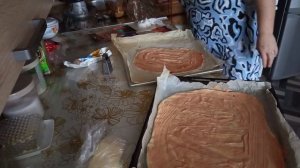 26-11-2025. Жизнь в деревне.Испекла по заказу дочери пиццу.Проводили дочь на автобус.