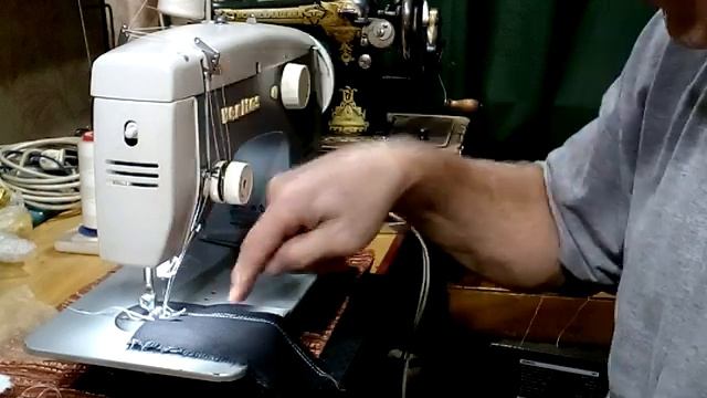 225 Шьём двойной иглой на Веритас 801435