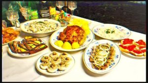 Праздничный стол в СССР – Блюда которые помнят все