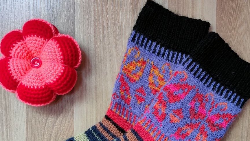 ПОСИДЕЛКИ ВЯЗАЛЬЩИЦЫ 💥 ЧАСТЬ 8 🔥 РАБОТЫ МОИХ ВЯЗАЛОЧЕК ✨ смотреть онлайн