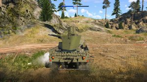 Зенитка.  Вар Тандер. Аркадный бой.  Танкист555