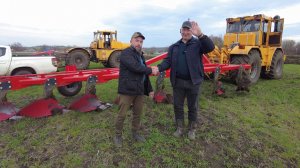 Работа плуга ПС-9/35 с рабочими органами "Квернеленд"