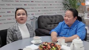 12-летняя незрячая певица Насыйкат Баймырзаева побывала в представительстве "РГ" в Бишкеке