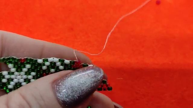 ЁЛОЧКА Кирпичное плетение Часть 2 из 4 от Светланы Литвиновой смотреть онлайн