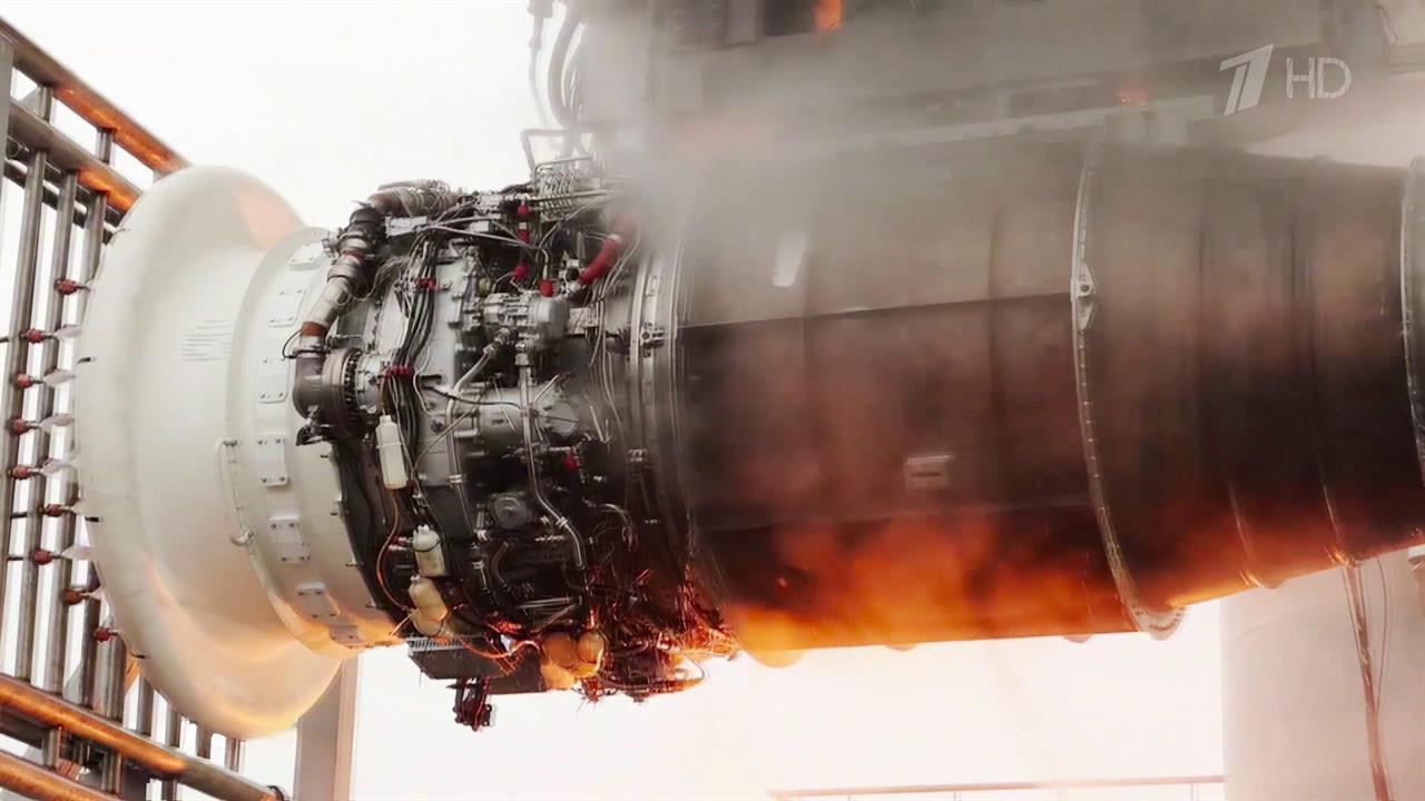 Двигатель ПД-8 для самолета "Суперджет-100" успешно прошел испытание ливнем.